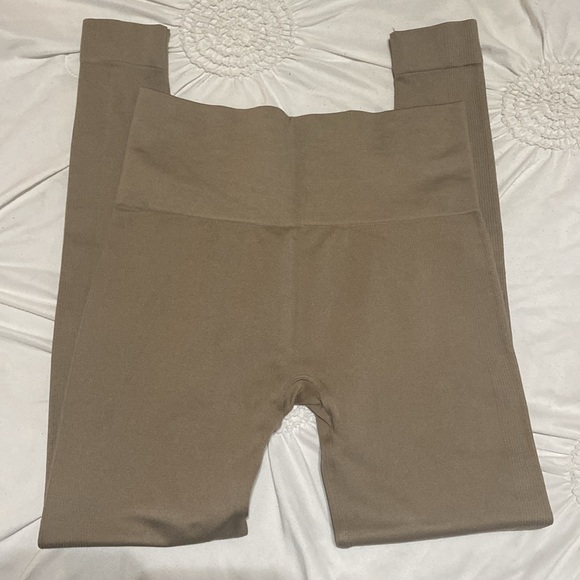 Set Active Set - Picture 3 of 8